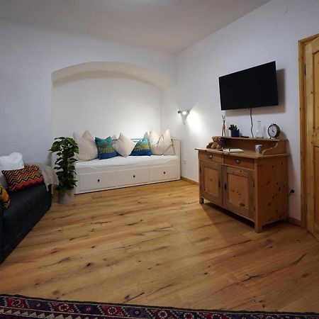Altstadt Apartment Am Schergentor Галль-ін-Тіроль Екстер'єр фото