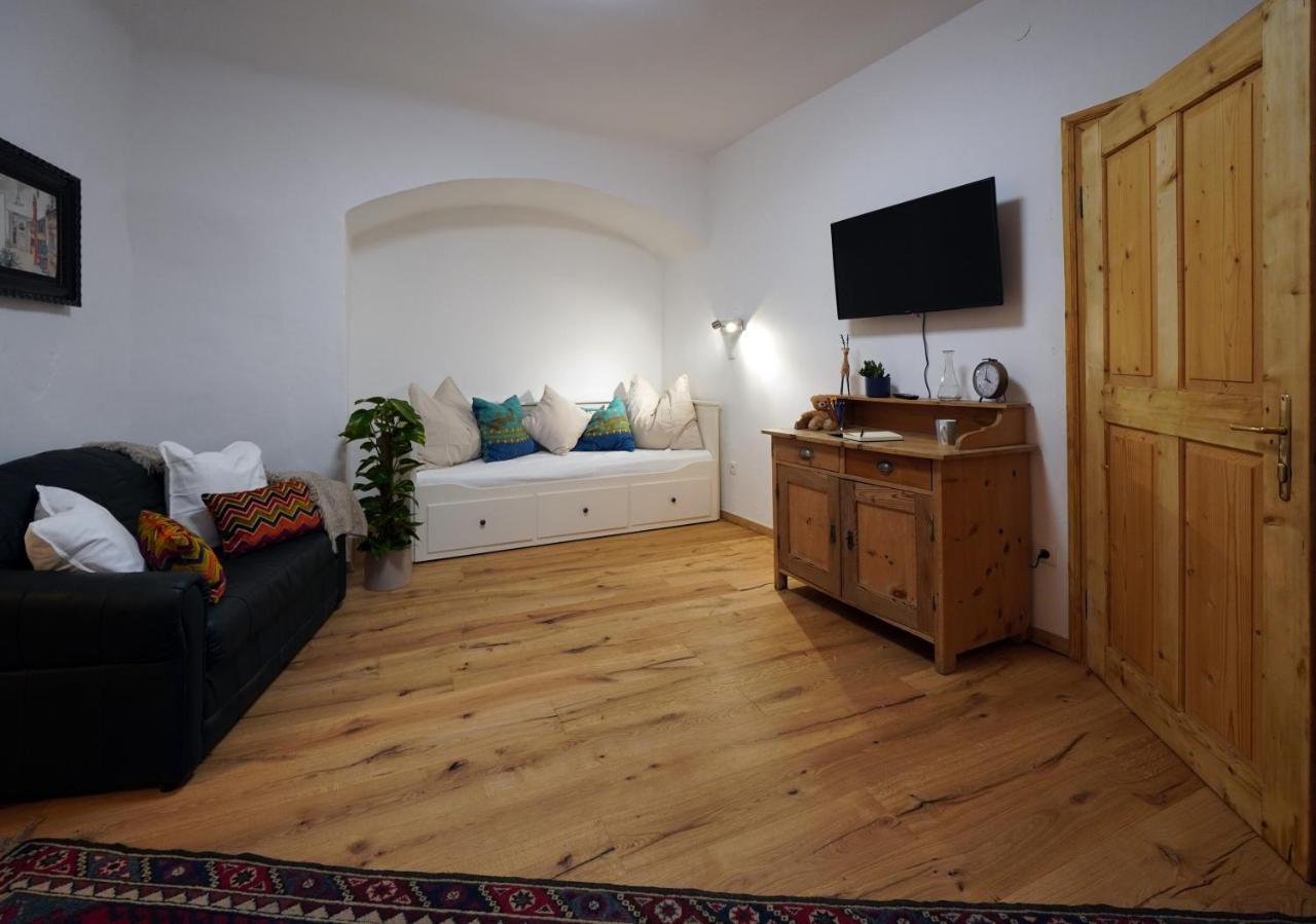 Altstadt Apartment Am Schergentor Галль-ін-Тіроль Екстер'єр фото
